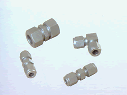 CZY1系列鋼制(zhi)單卡套接頭(tóu)