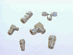 CZY2系列鋼制(zhì)雙卡套接頭(tou)